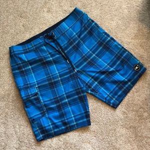 O’Neil swim trunks/ board shorts